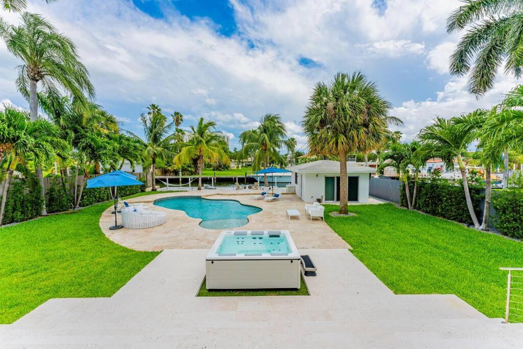 EXCLUSIVE PRIVATE RETREAT IN MIAMI !