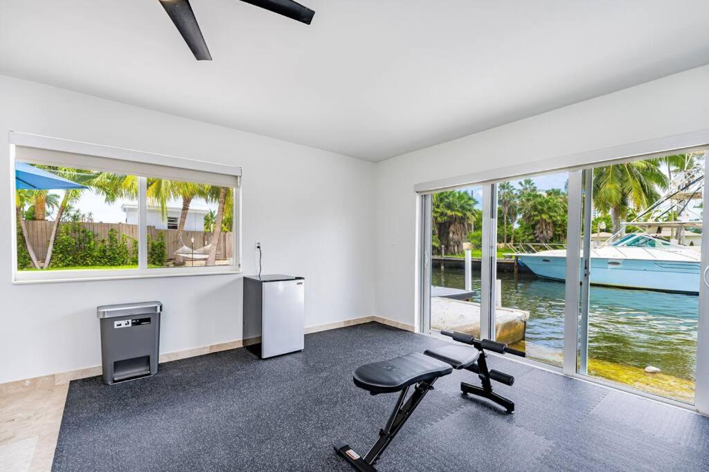 EXCLUSIVE PRIVATE RETREAT IN MIAMI !