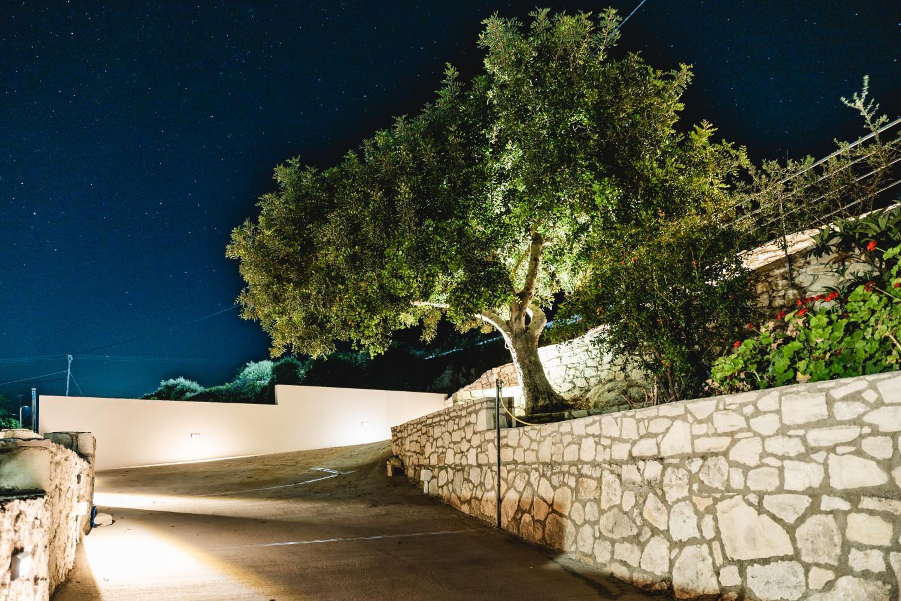 Andromache Villas