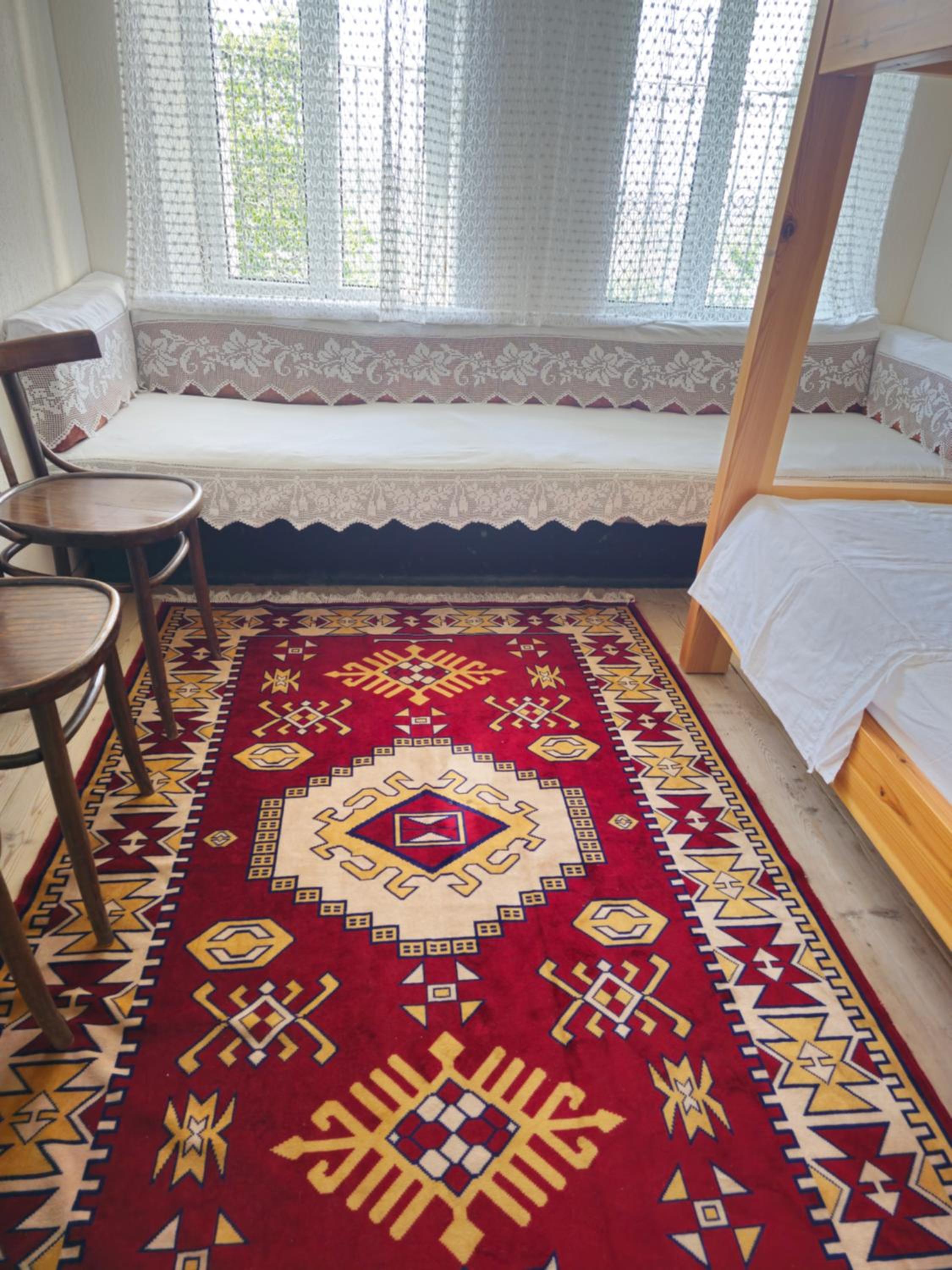 Traditional House Shapllo