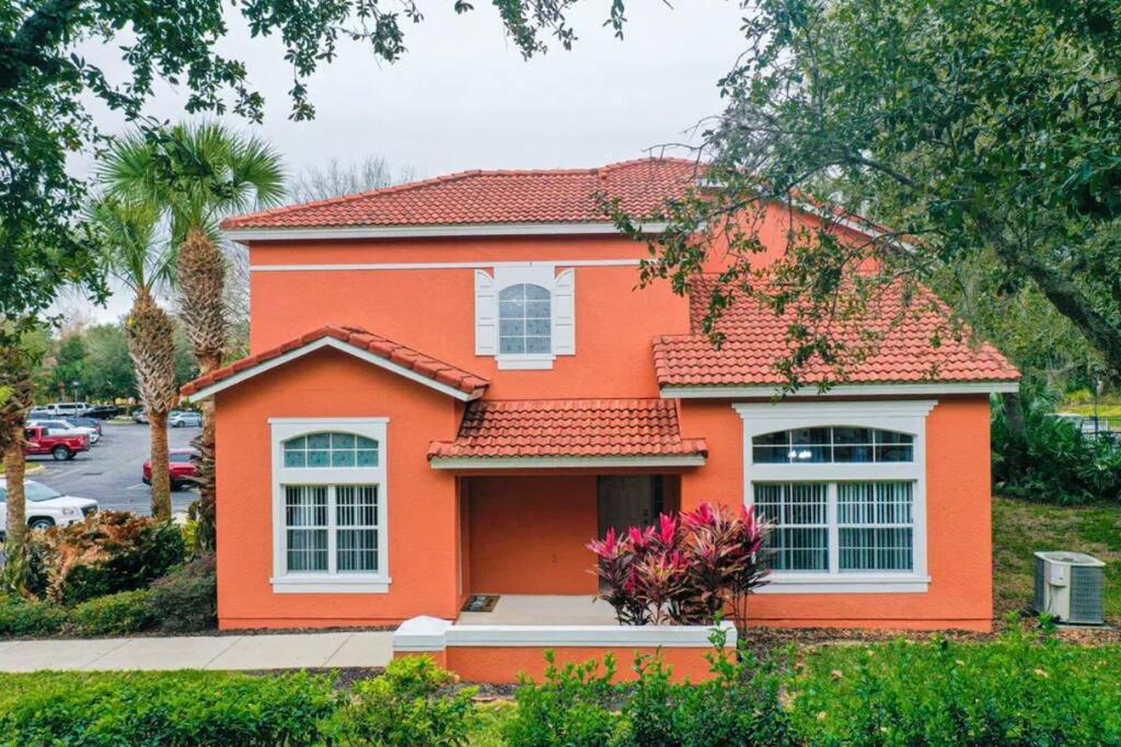 Crystal Orlando-3BR-Pet Friendly-RightNextToDisney