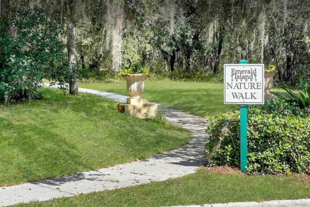 Crystal Orlando-3BR-Pet Friendly-RightNextToDisney