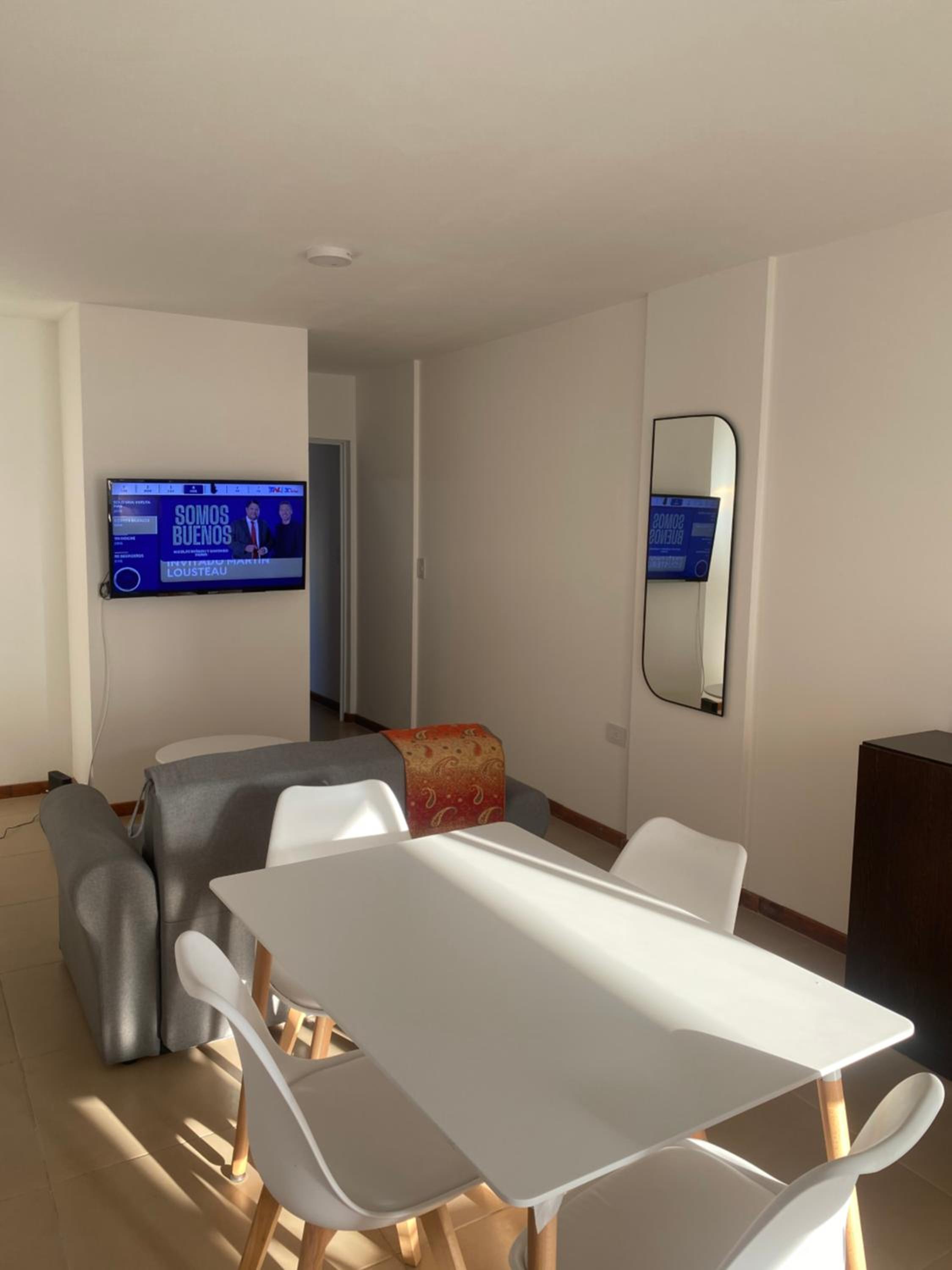 Apartamento a metros de la costanera y el lago