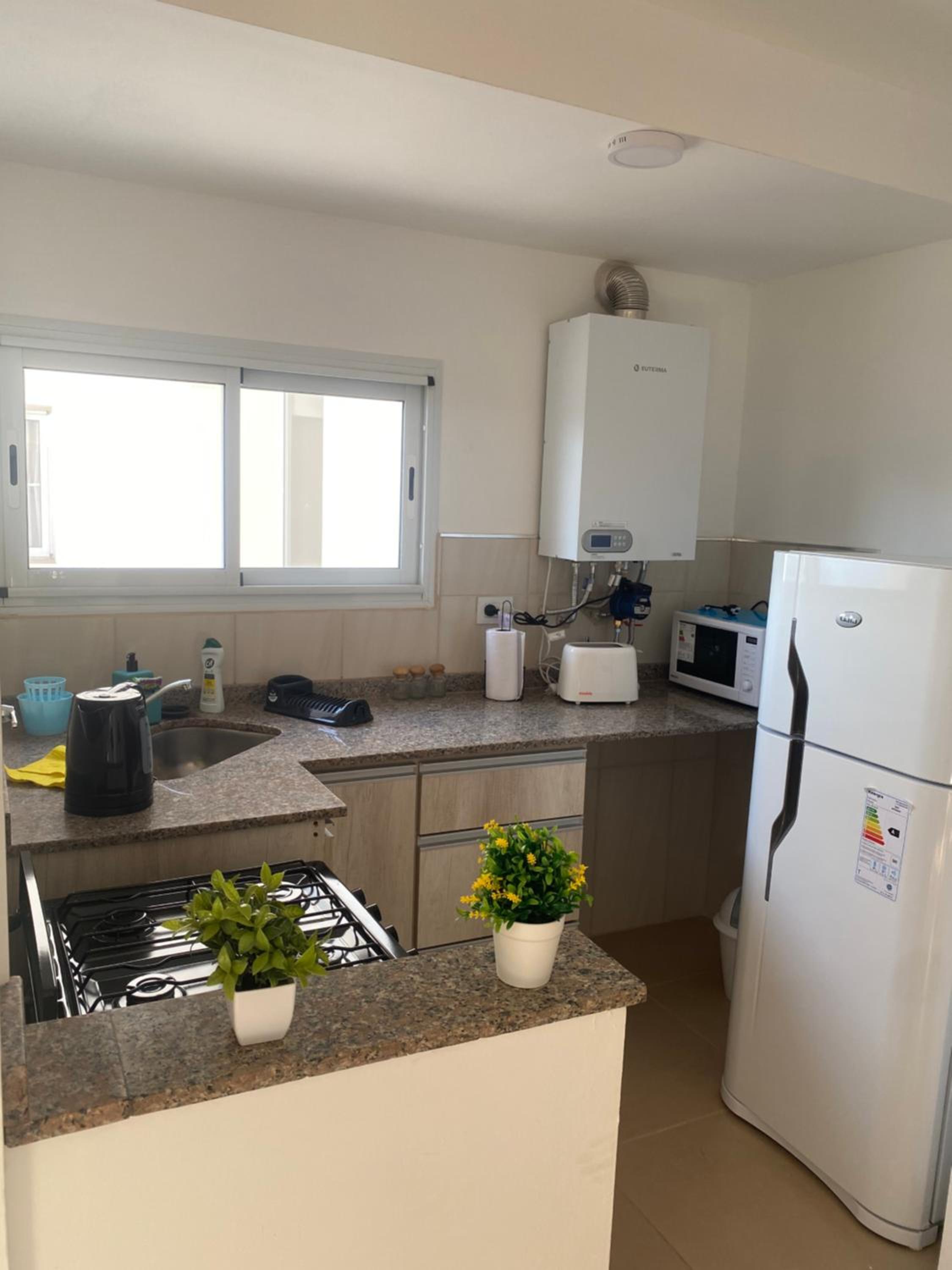 Apartamento a metros de la costanera y el lago