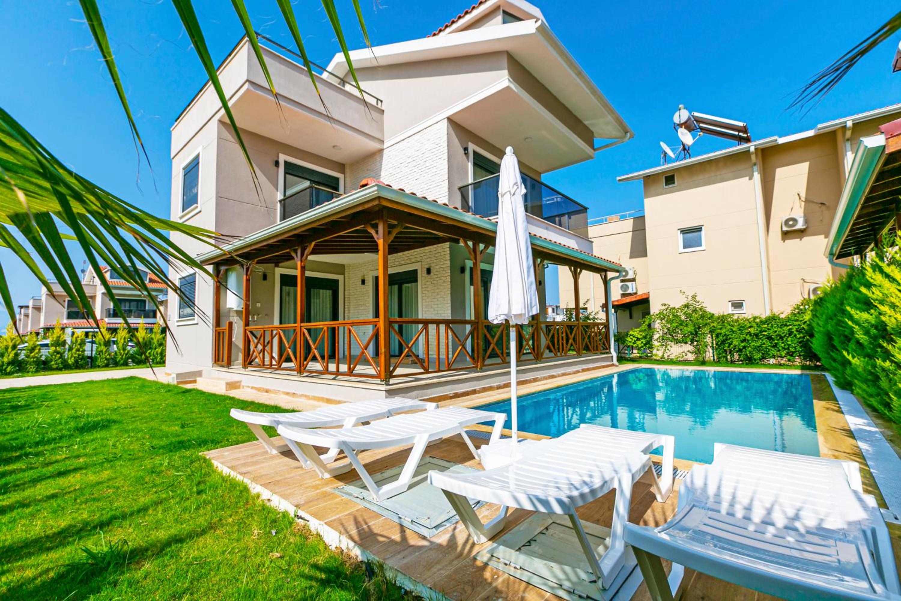 Paradise Town Villa Lisa