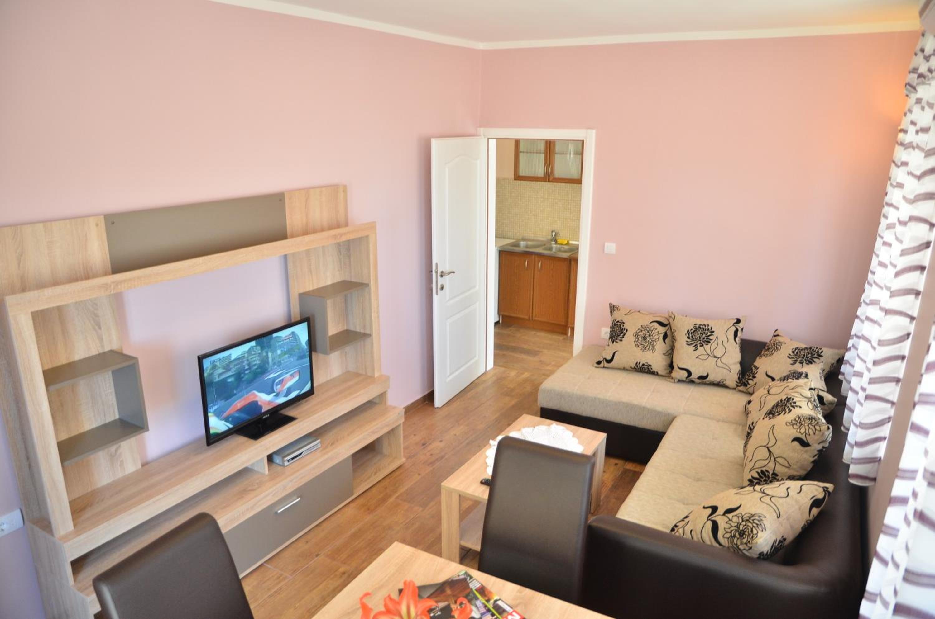 Apartments Cejovic