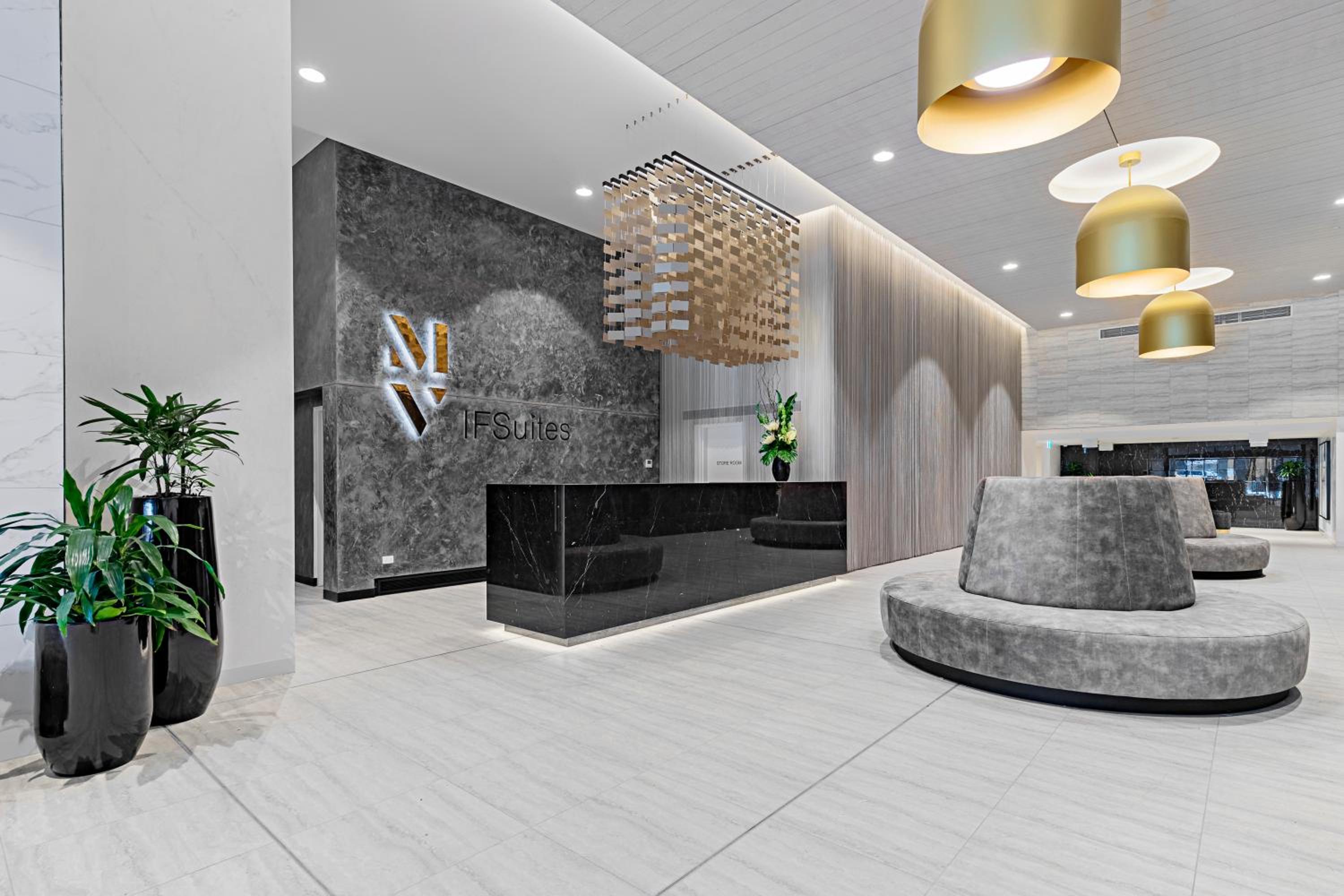 Lumina Suites
