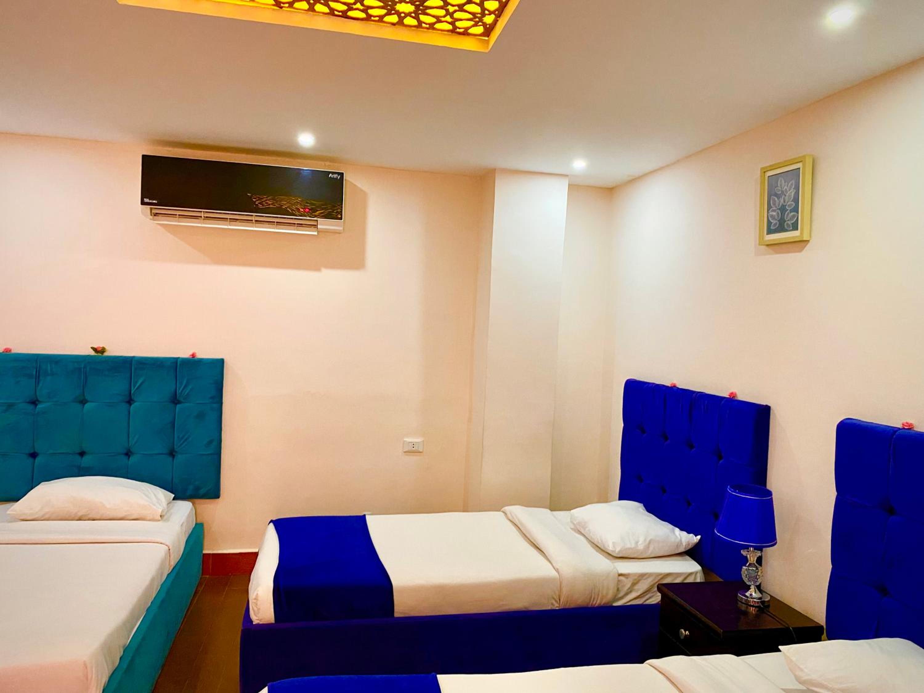 Golden Pyramids view guest house