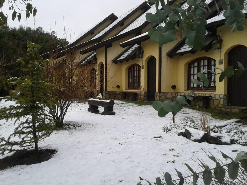 REINA MARIANA Bungalows