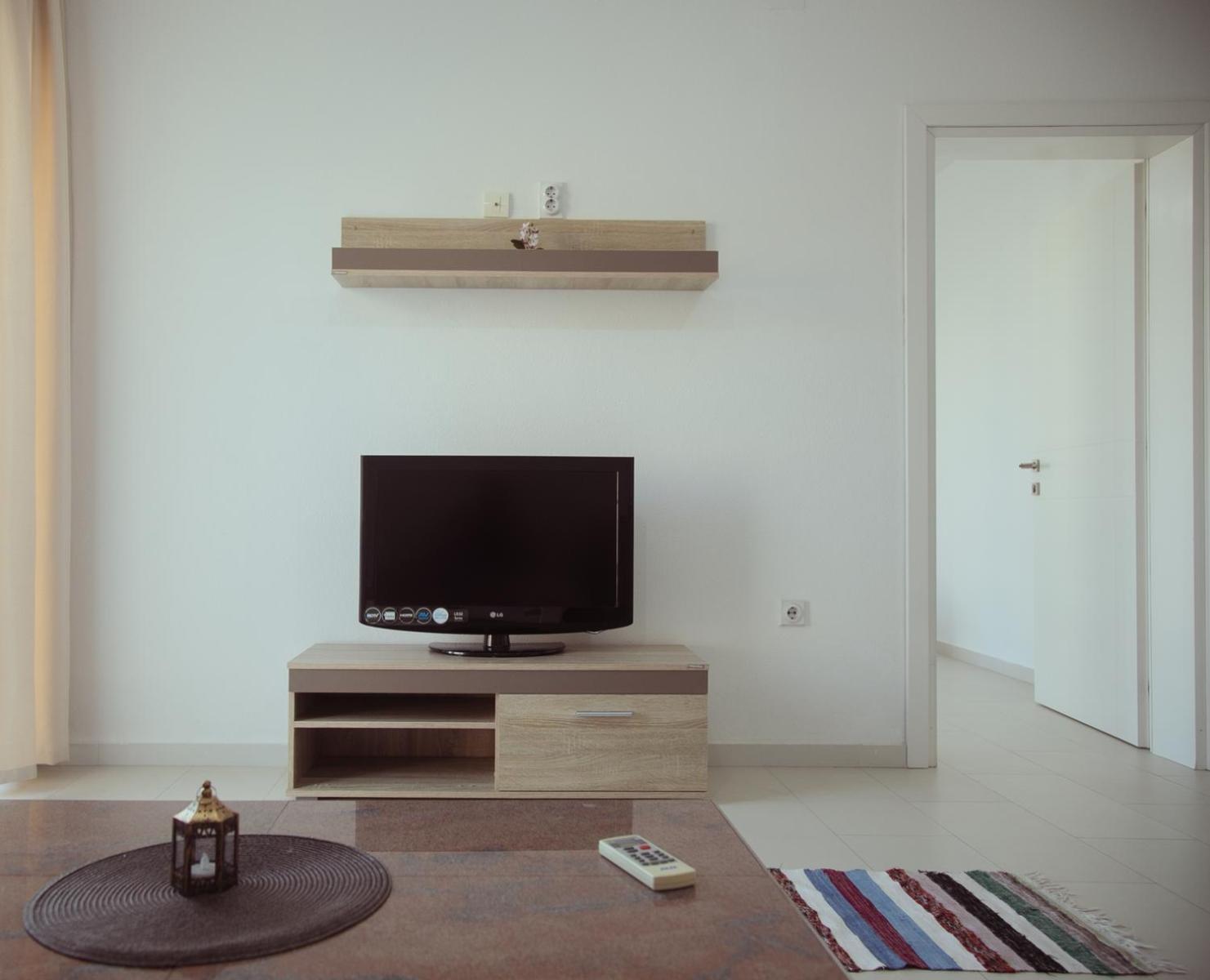 Nimes Apartments