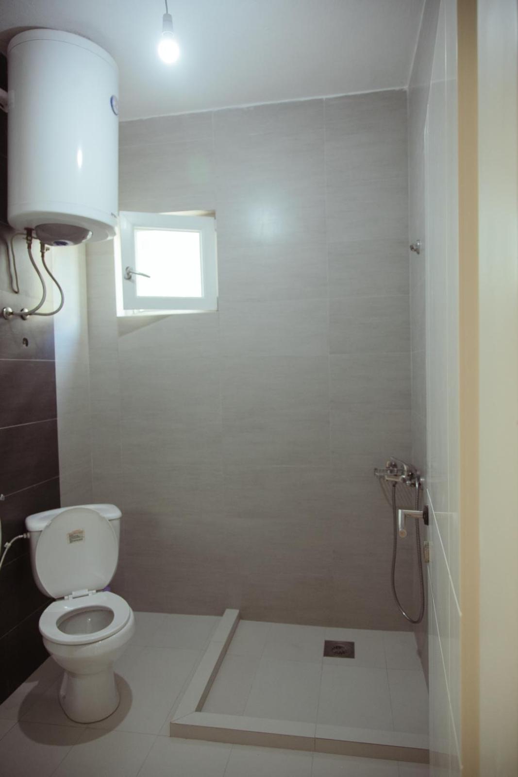 Nimes Apartments