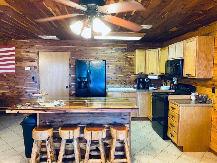 The Presidential Barndominium in the Stable at Bear Mountain view 3
