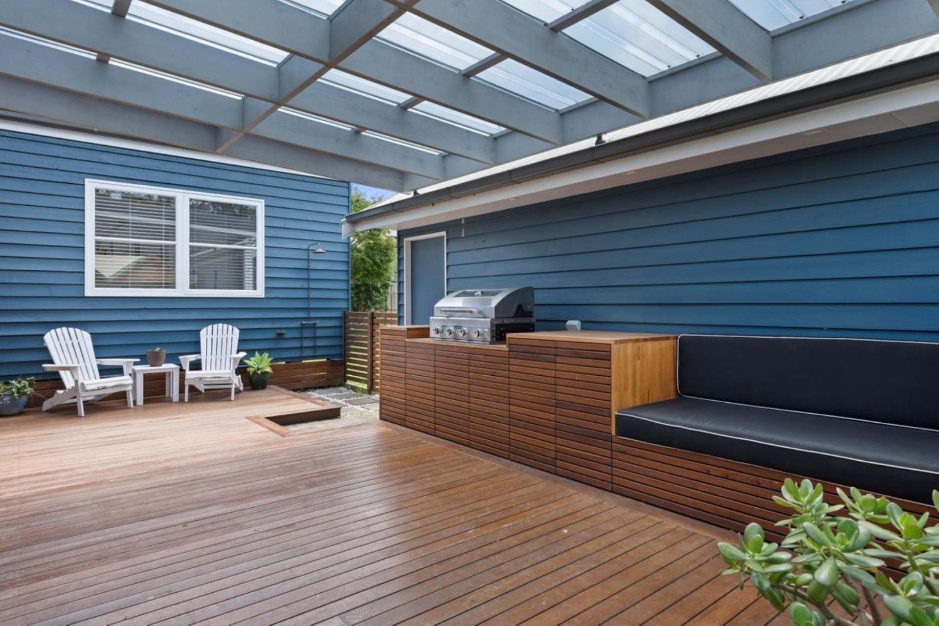 Countryside Luxe - 5 minute drive to the Beach!
