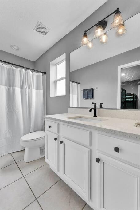Luxurious 7BR Home Near DisneyPoolTheatreGame Room