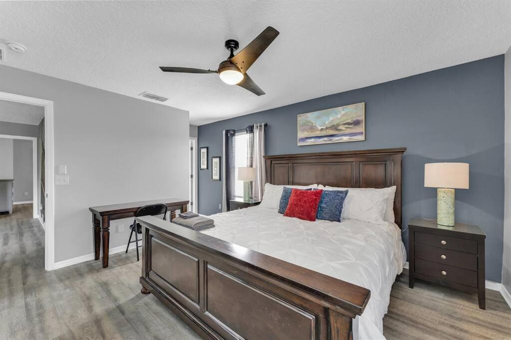 Luxurious 7BR Home Near DisneyPoolTheatreGame Room