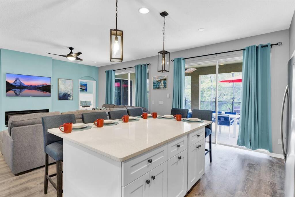 Luxurious 7BR Home Near DisneyPoolTheatreGame Room