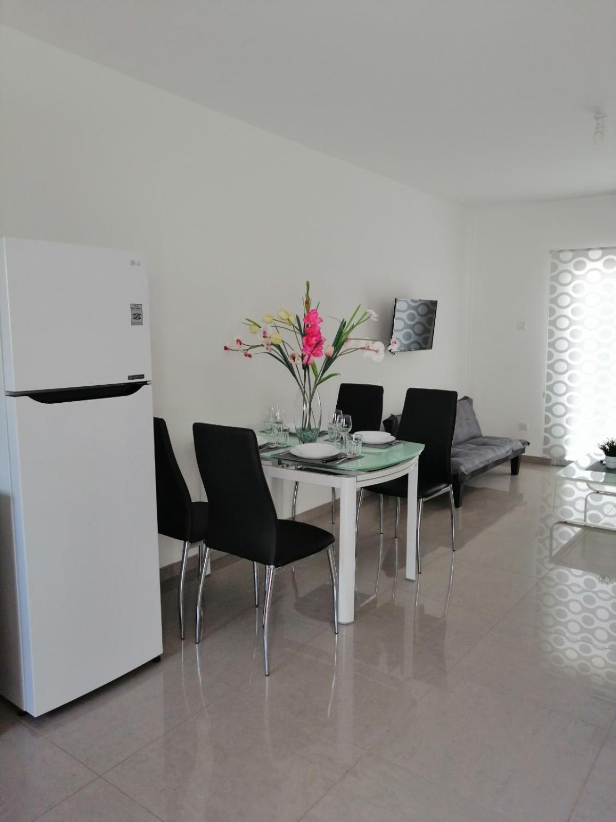 Peter Apartment 2
