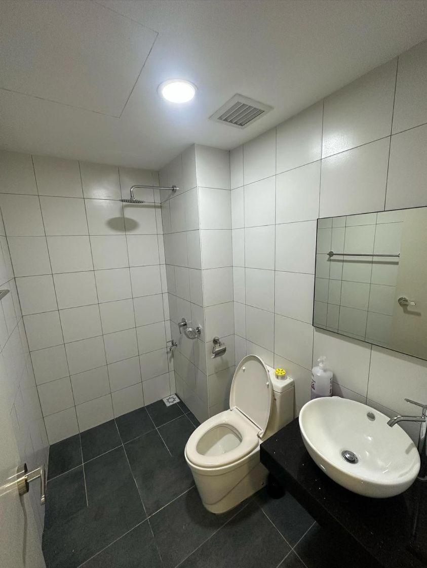 Chambers Residence by Fantastic, Balcony KLCC View
