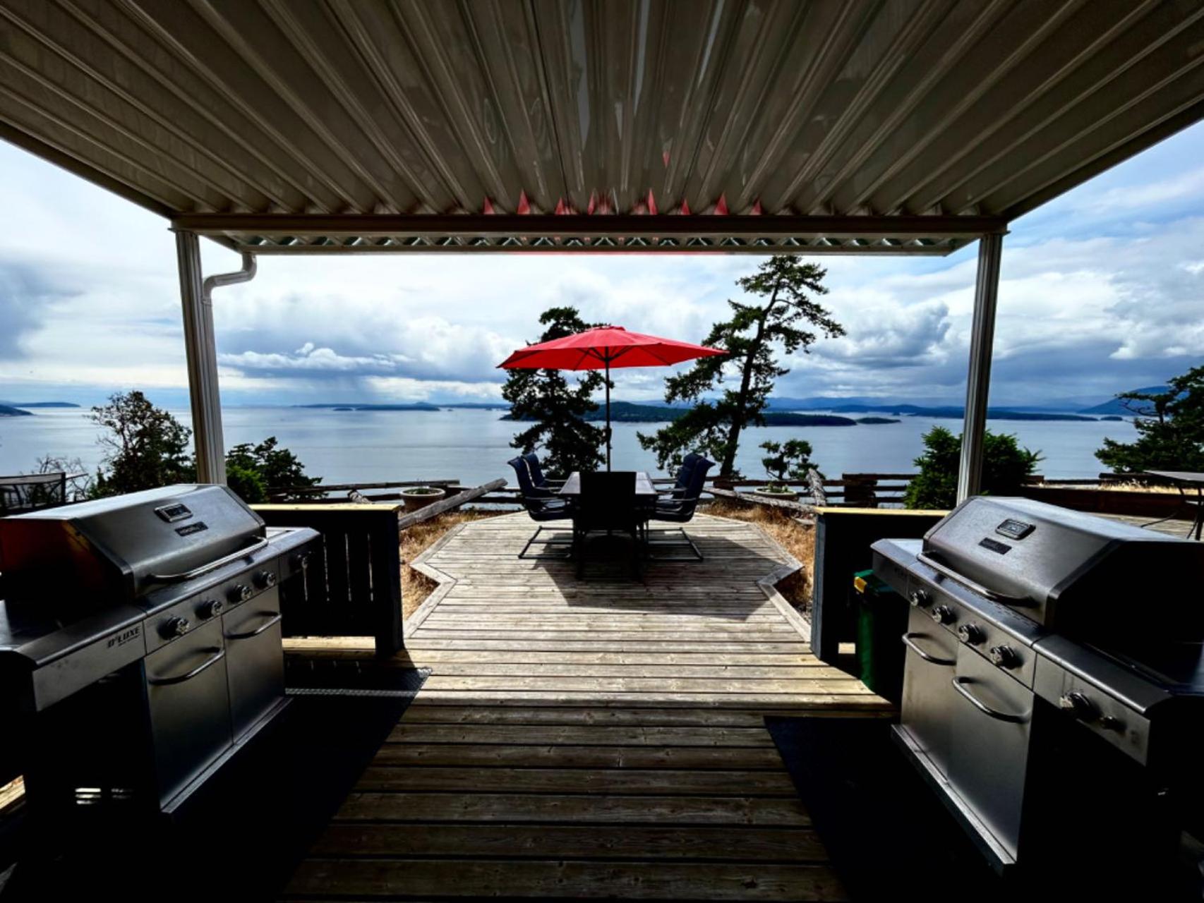 Shangri-La Oceanfront vacation home