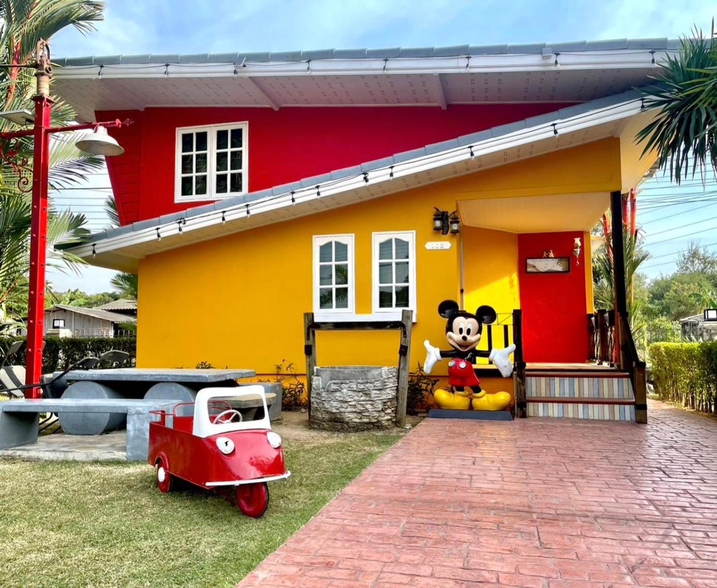children's play area