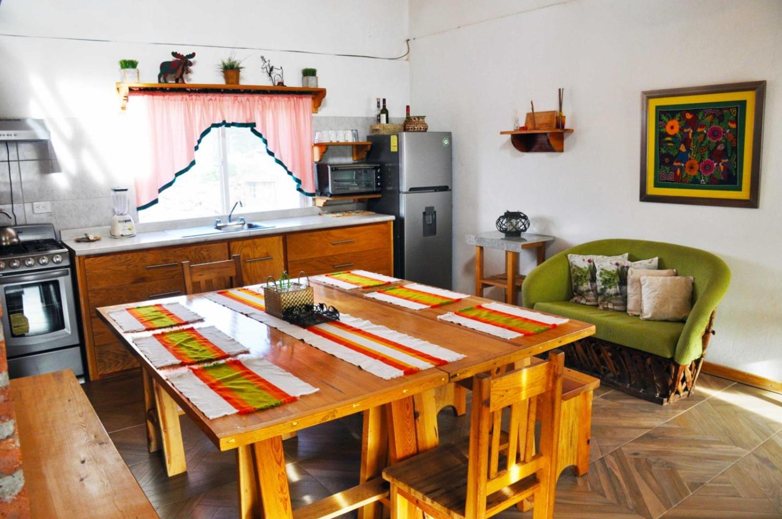 Hermosa y cálida casa tipo cabaña