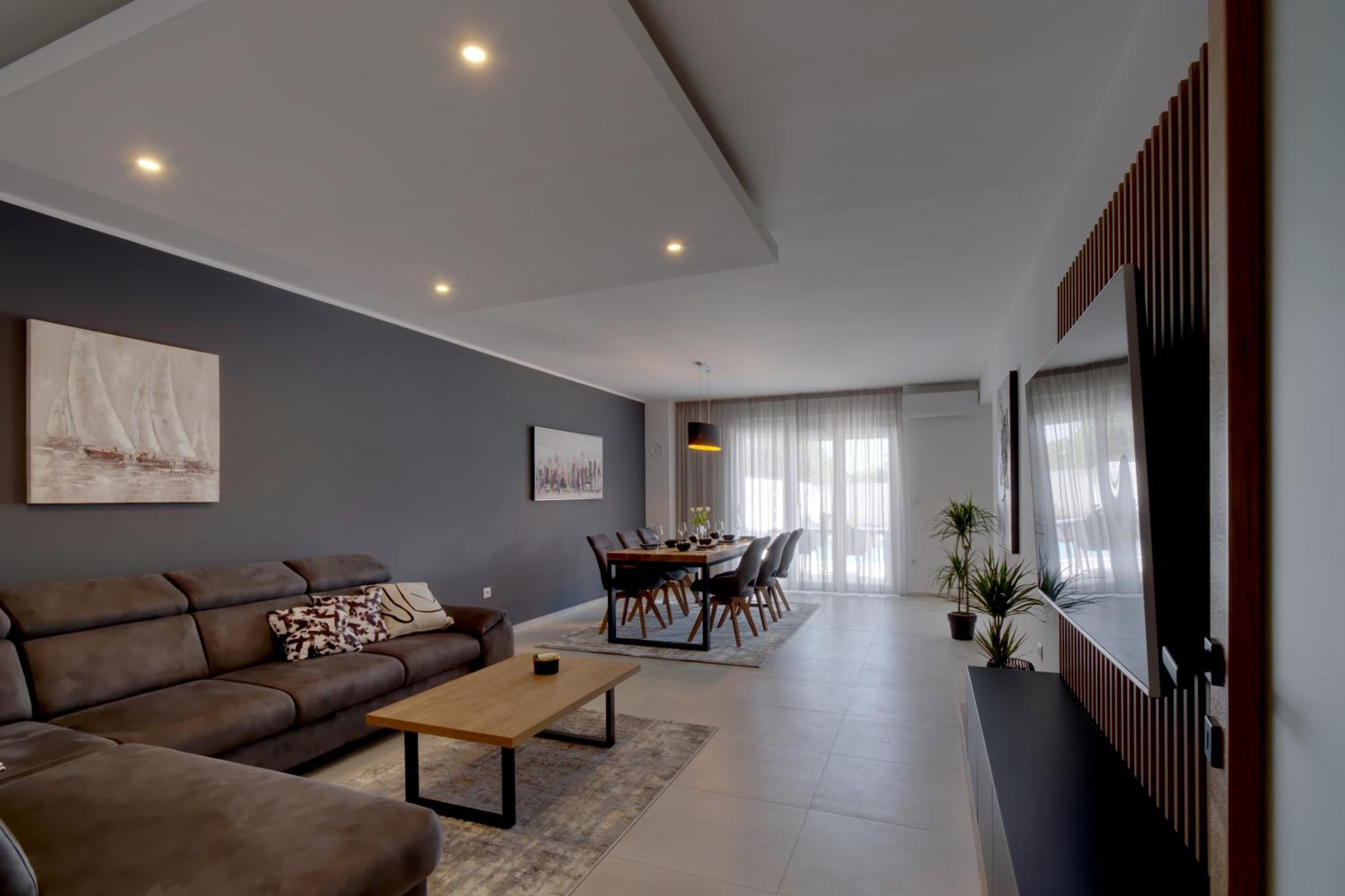 Apartments Iva & Nika view 4