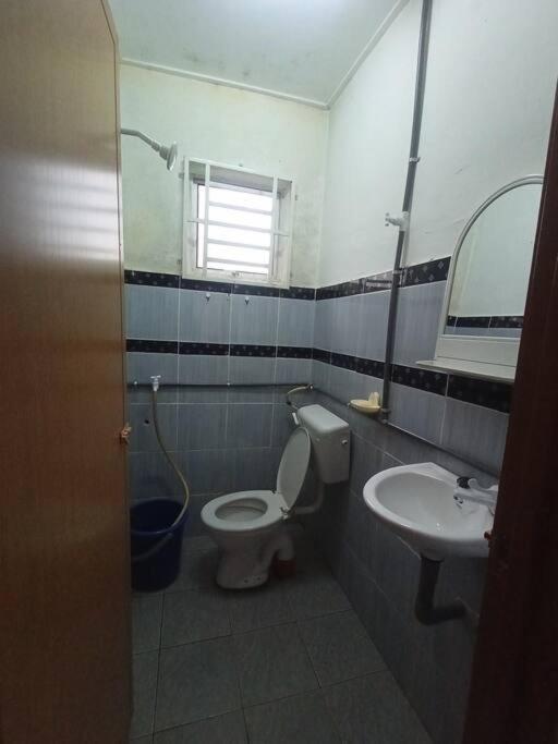 Homestay Tokwan Besar & Selesa! photo 7
