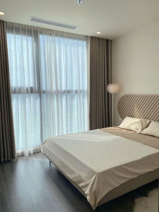 Shin's Conner- 1 bedroom apartment 50m2 at Vinhomes Ocean Park