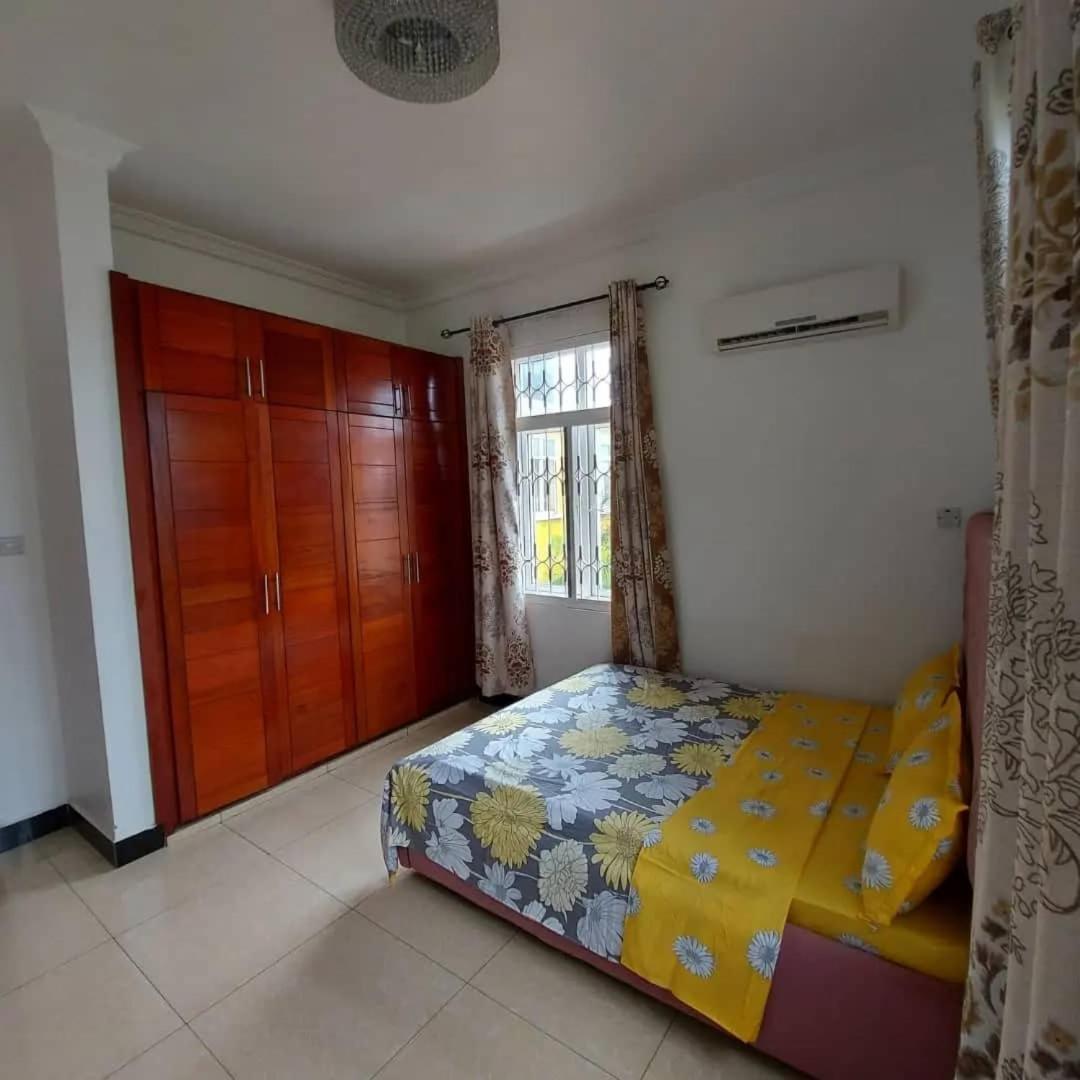 CASSANDRA Apartment 1B view 3