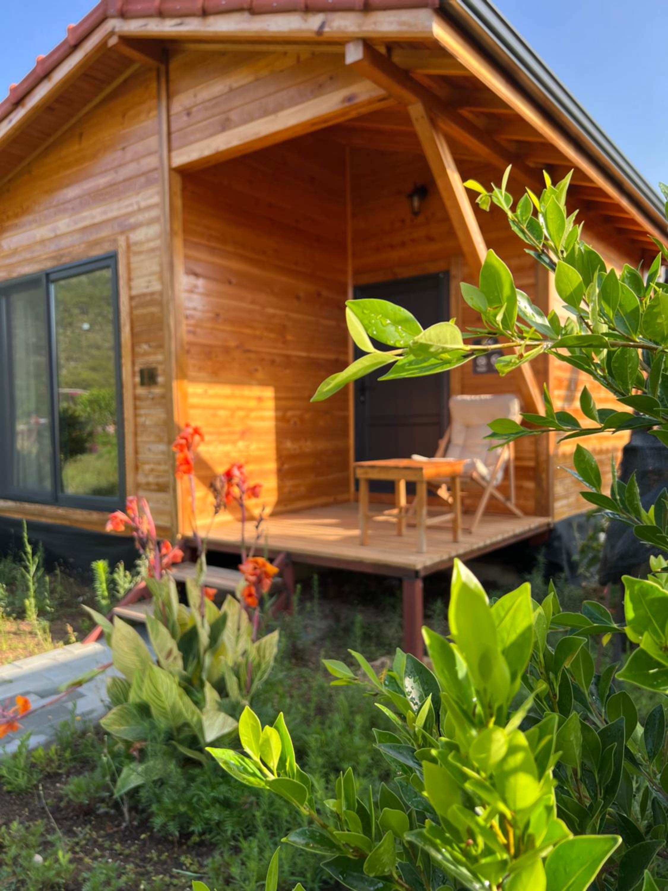 Lemon Garden Lodge