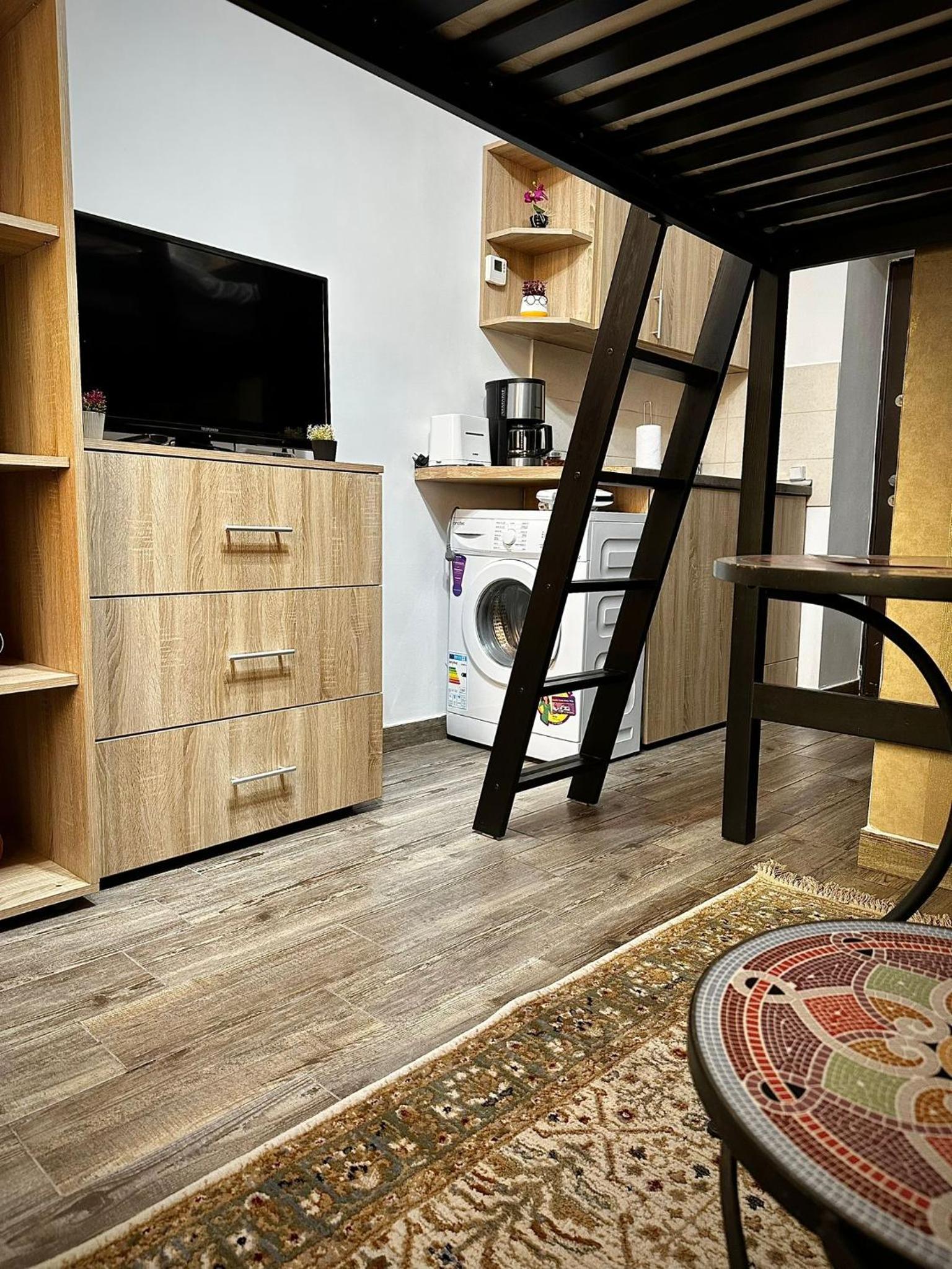 Old Town Central Studio view 5