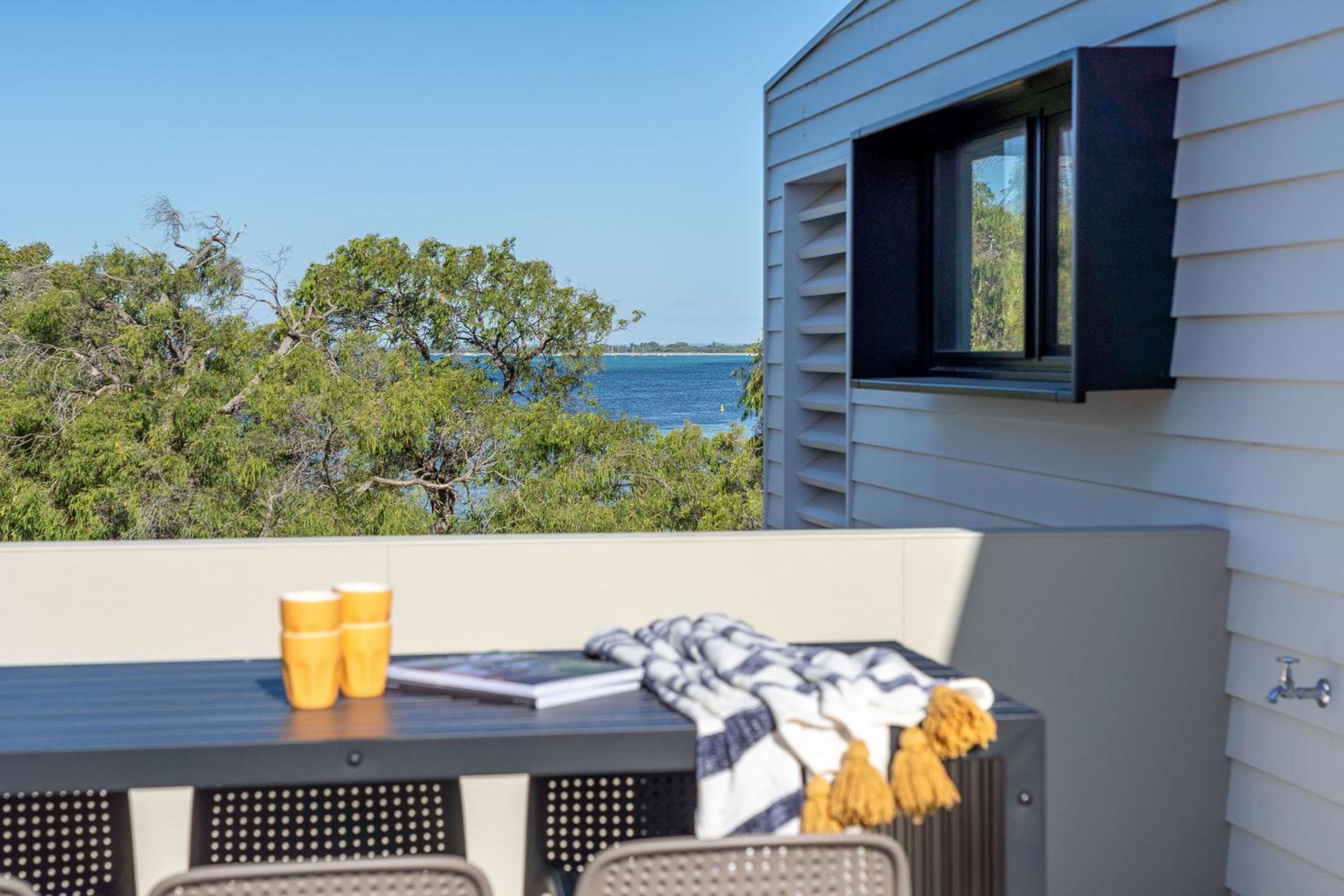 Novella I Private Properties