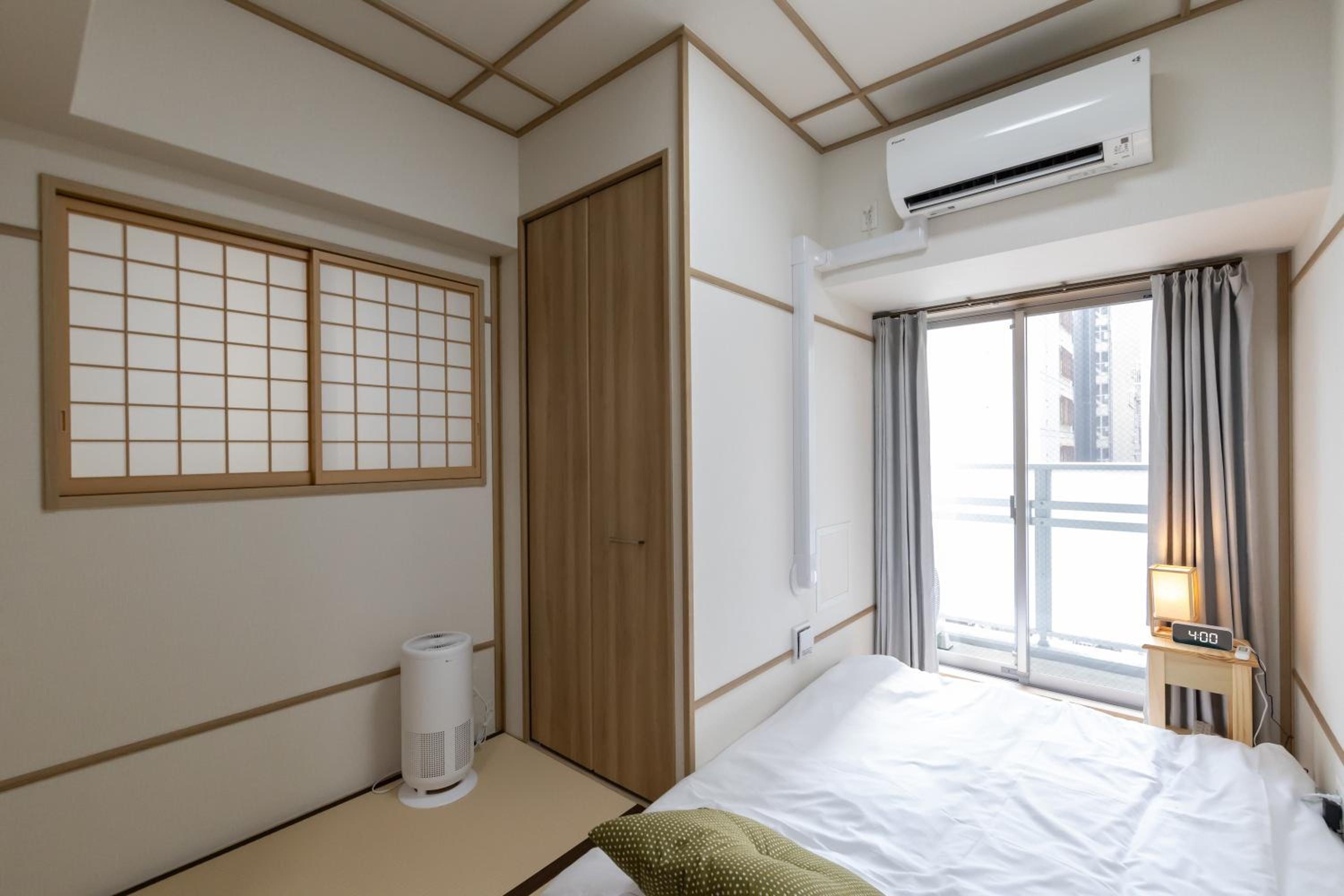 H2H Shinsaibashi