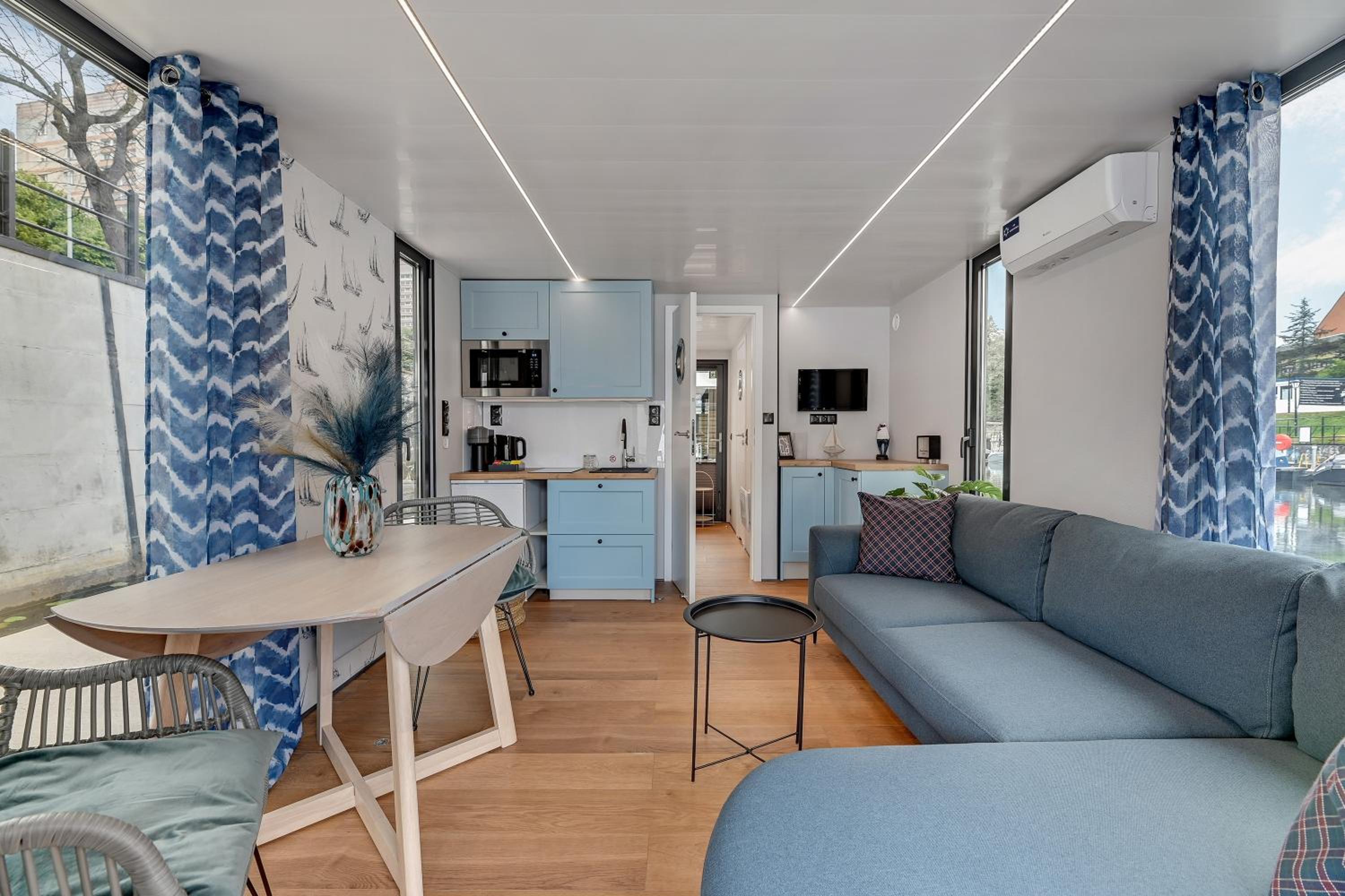 Domy Na Wodzie - La Mare Motlava Houseboats by Downtown Apartments