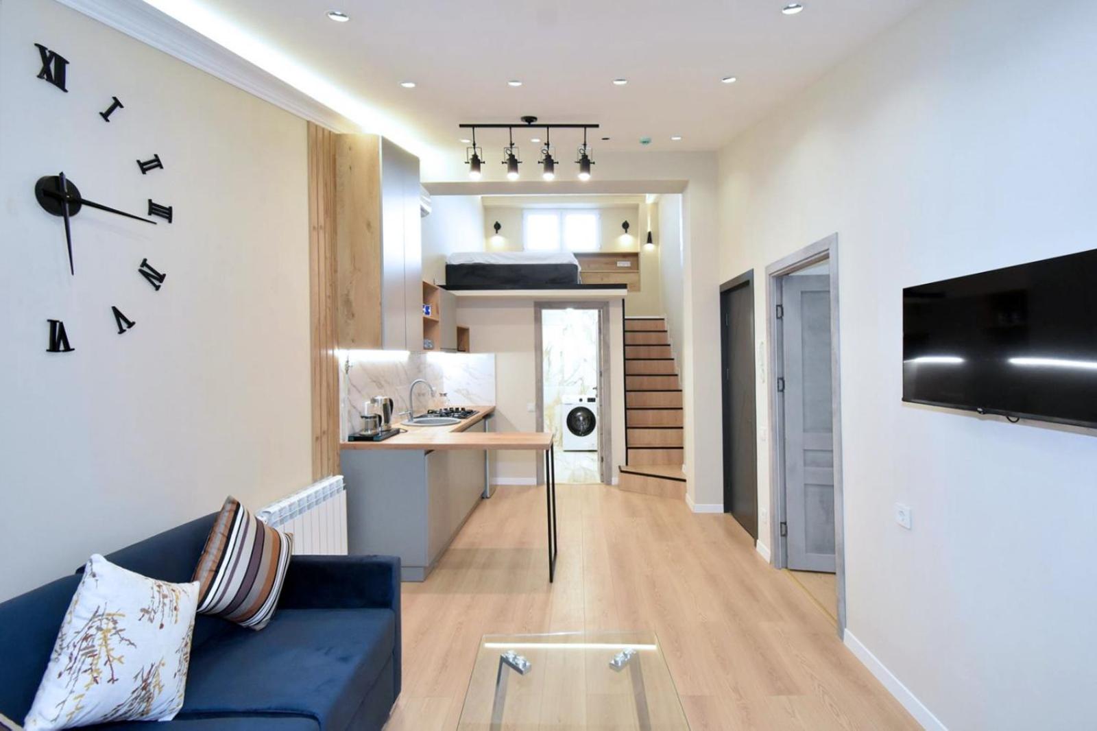 Snowflake apartment 12