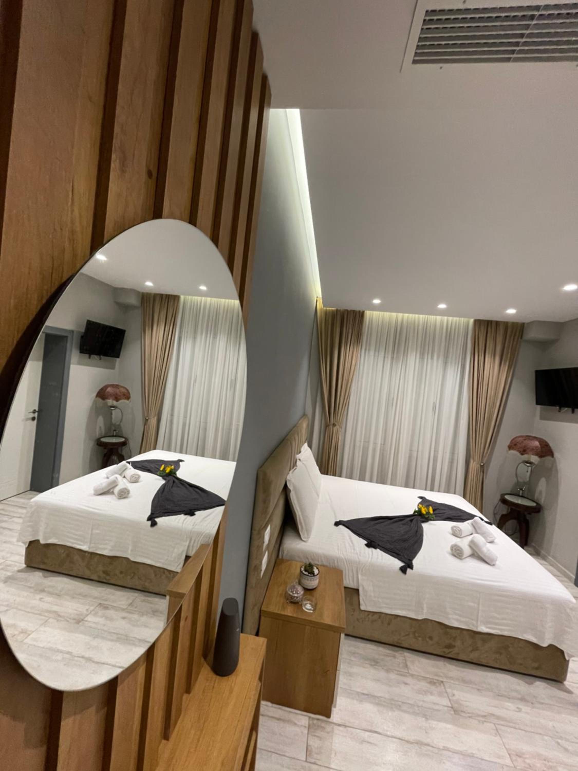 Alb Studio Apartments - Easy Access to City Center