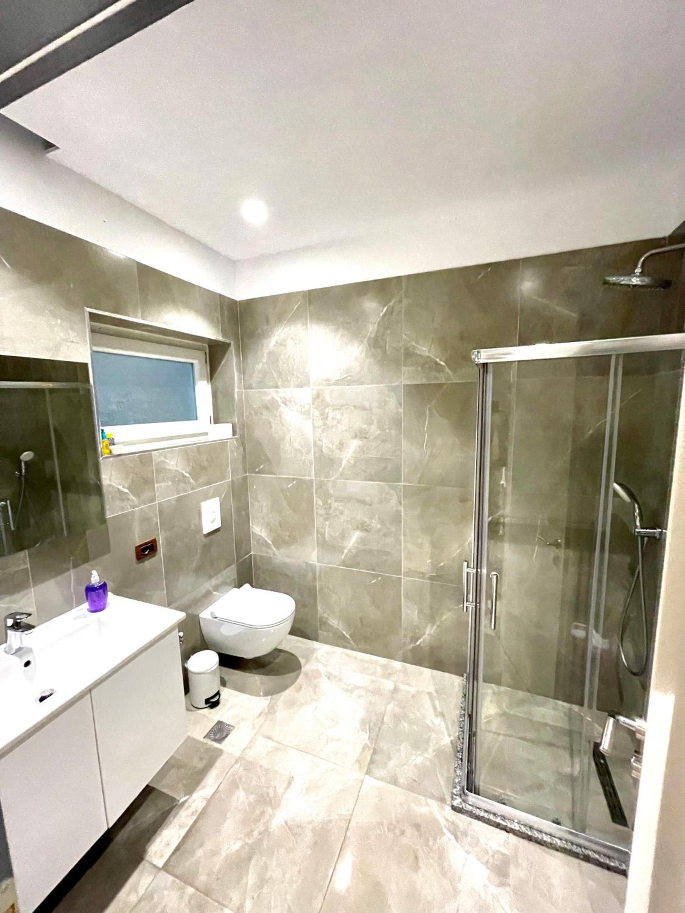 Alb Studio Apartments - Easy Access to City Center