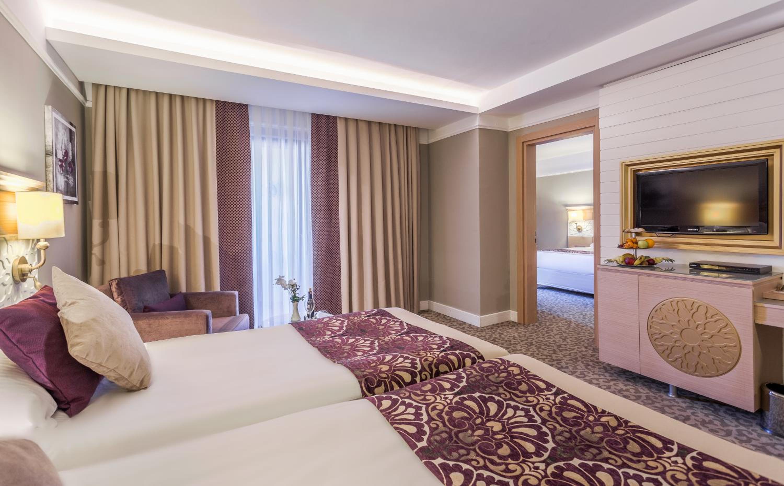 Villa Side Residence - Image 23