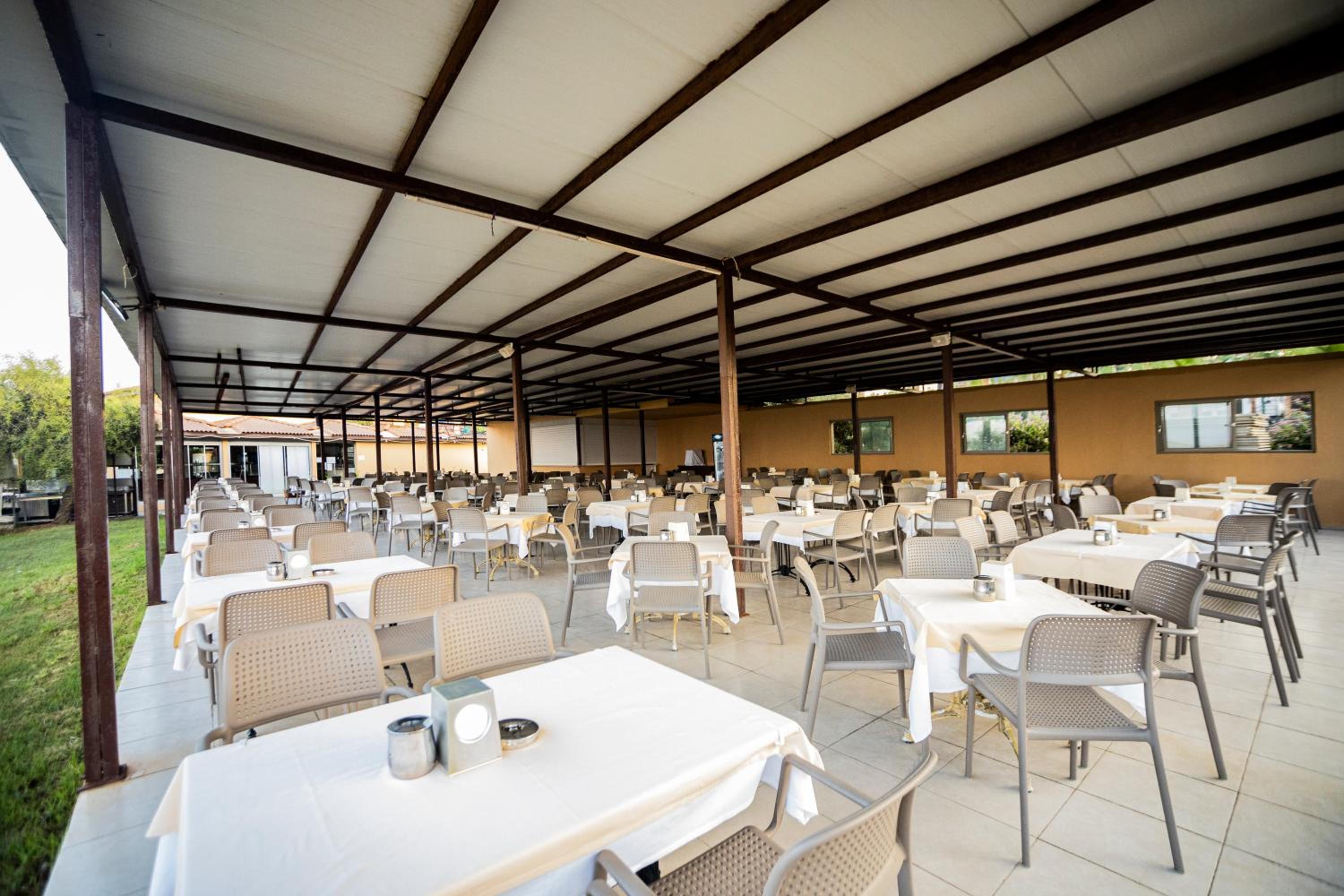 Villa Side Residence - Image 74