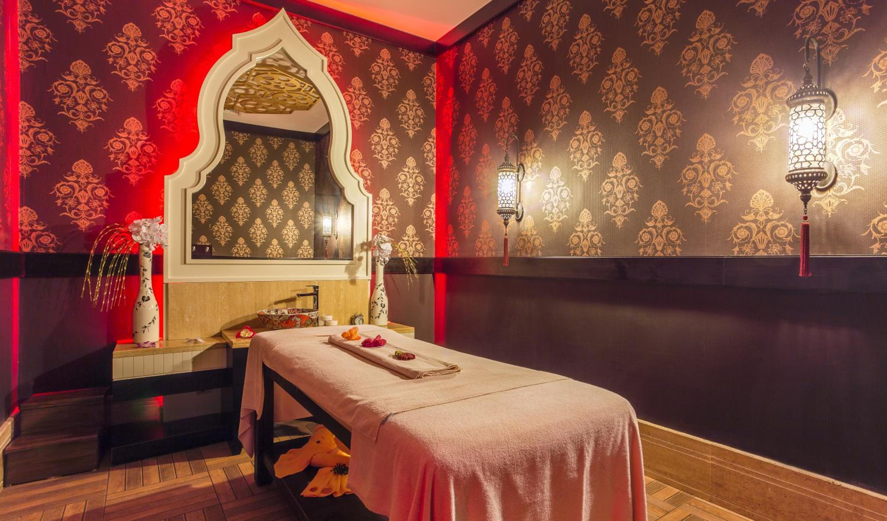 Villa Side Residence - Image 19