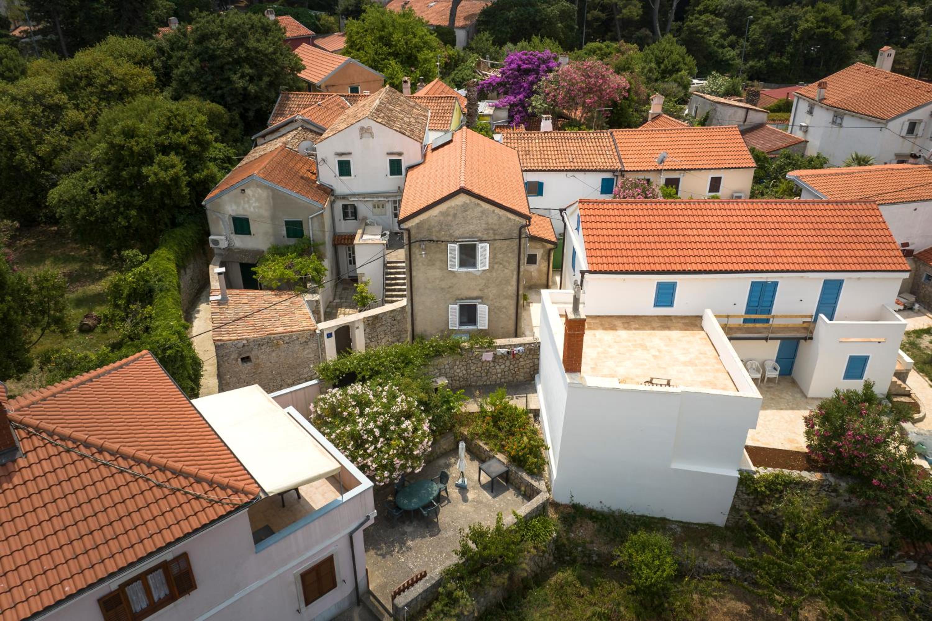 Apartments Maginja