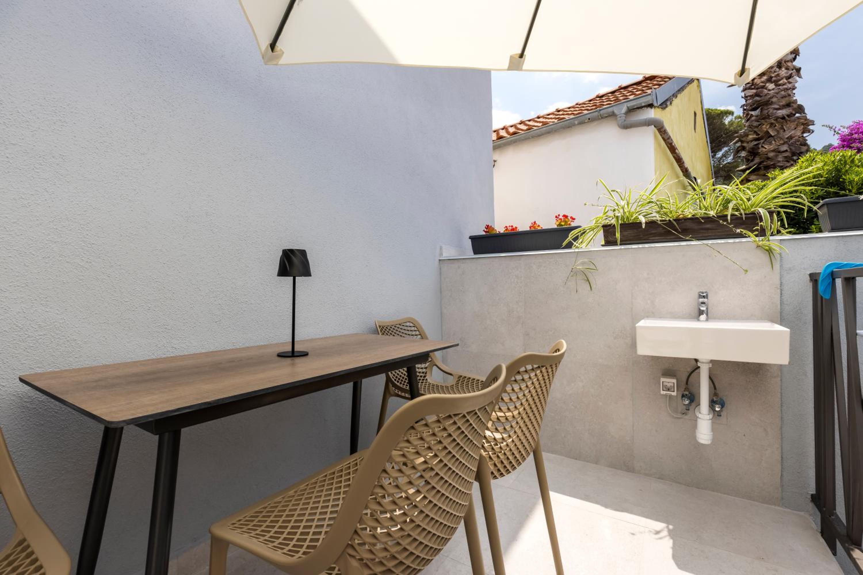Apartments Maginja