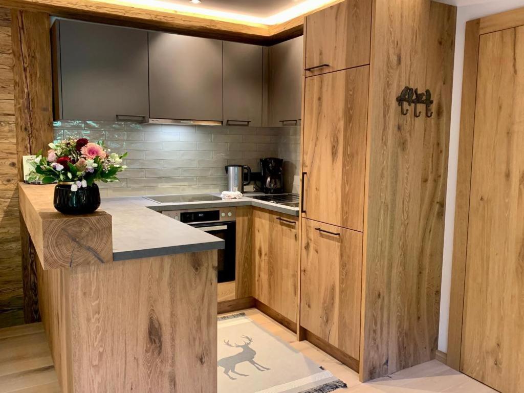 ALPIN CHARME APARTMENTS Boutique Chalet Kitzbichl