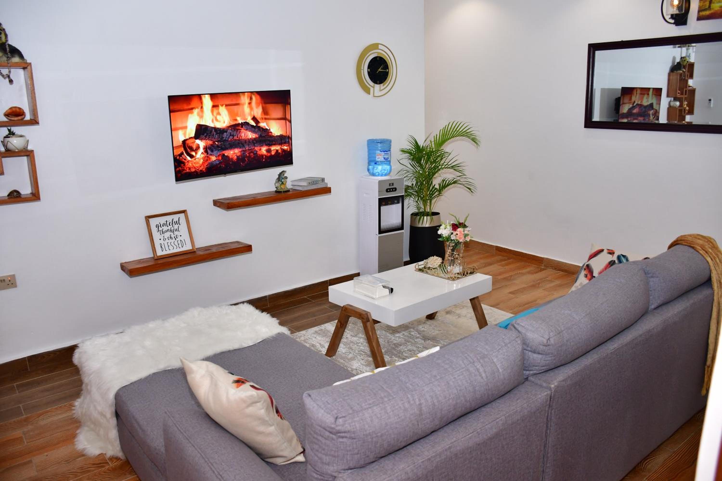 Zuri Luxe 2BR apartment- Silversands Beach Malindi view 2