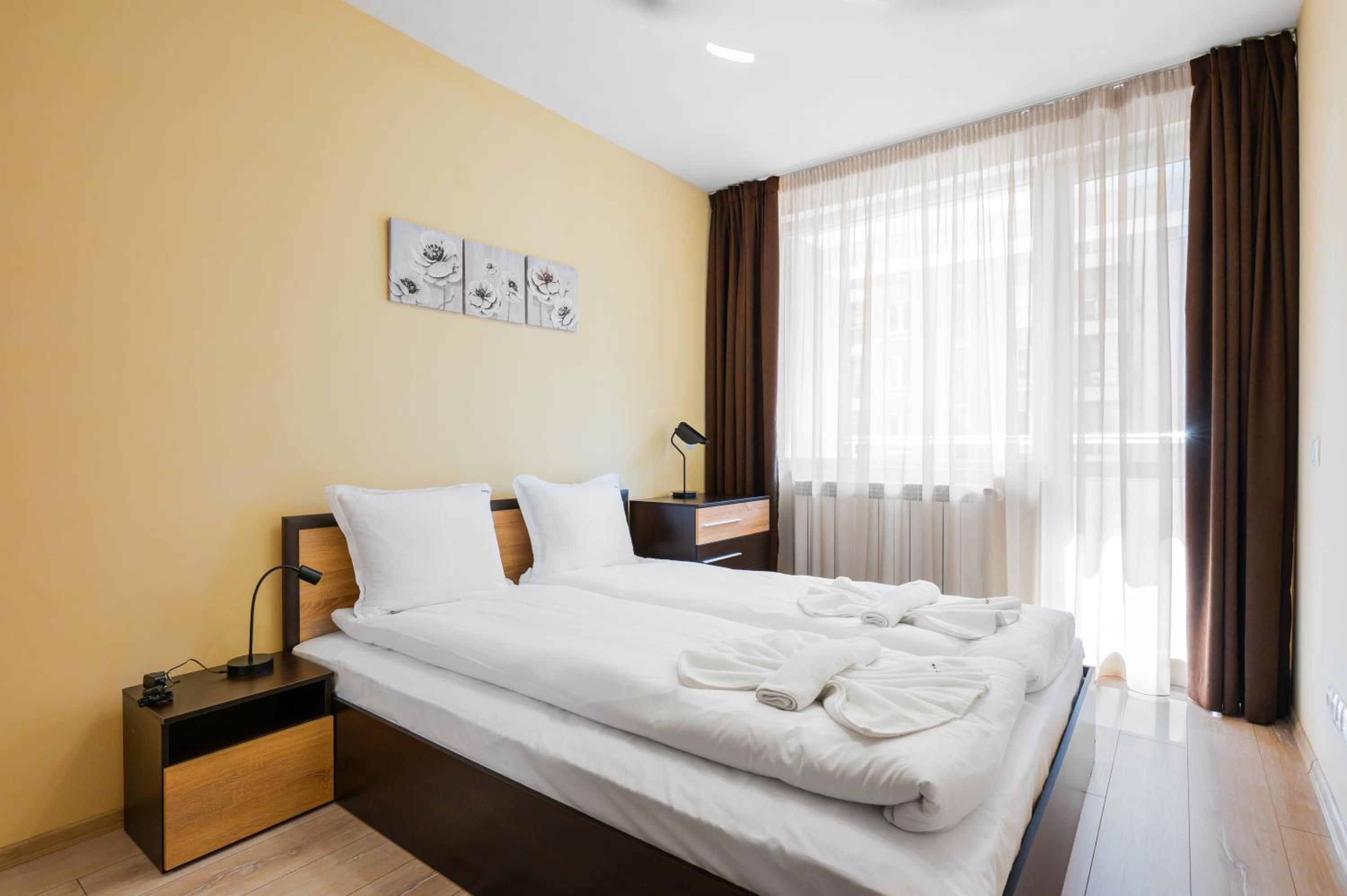 Private Apartment with Balcony in Sofia Center