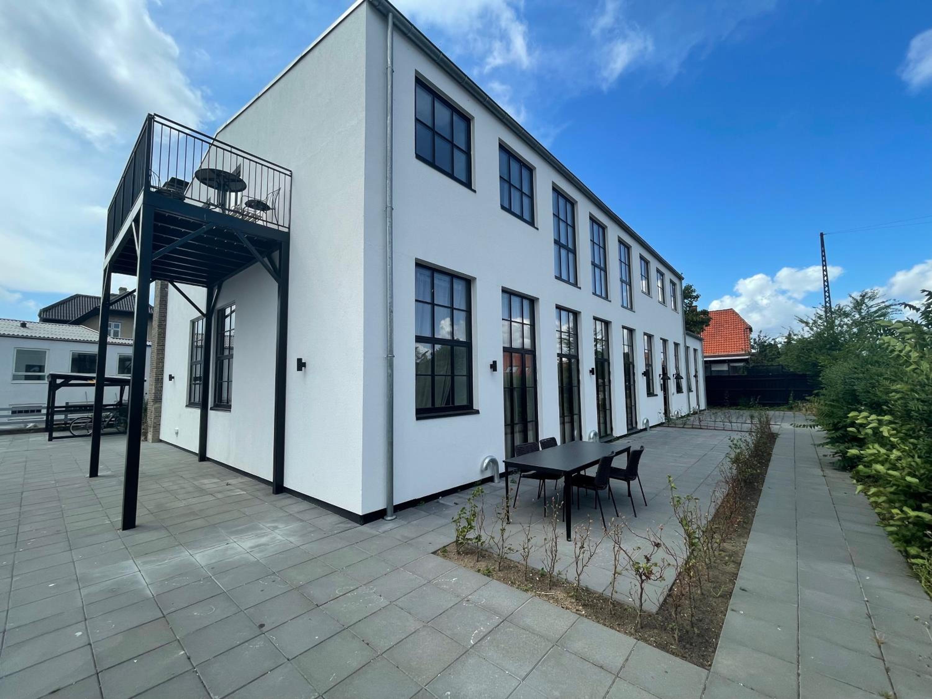 Cozy and Bright Apartments with Private Car Park