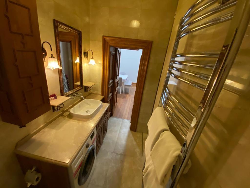 Aslan Residence - Image 55