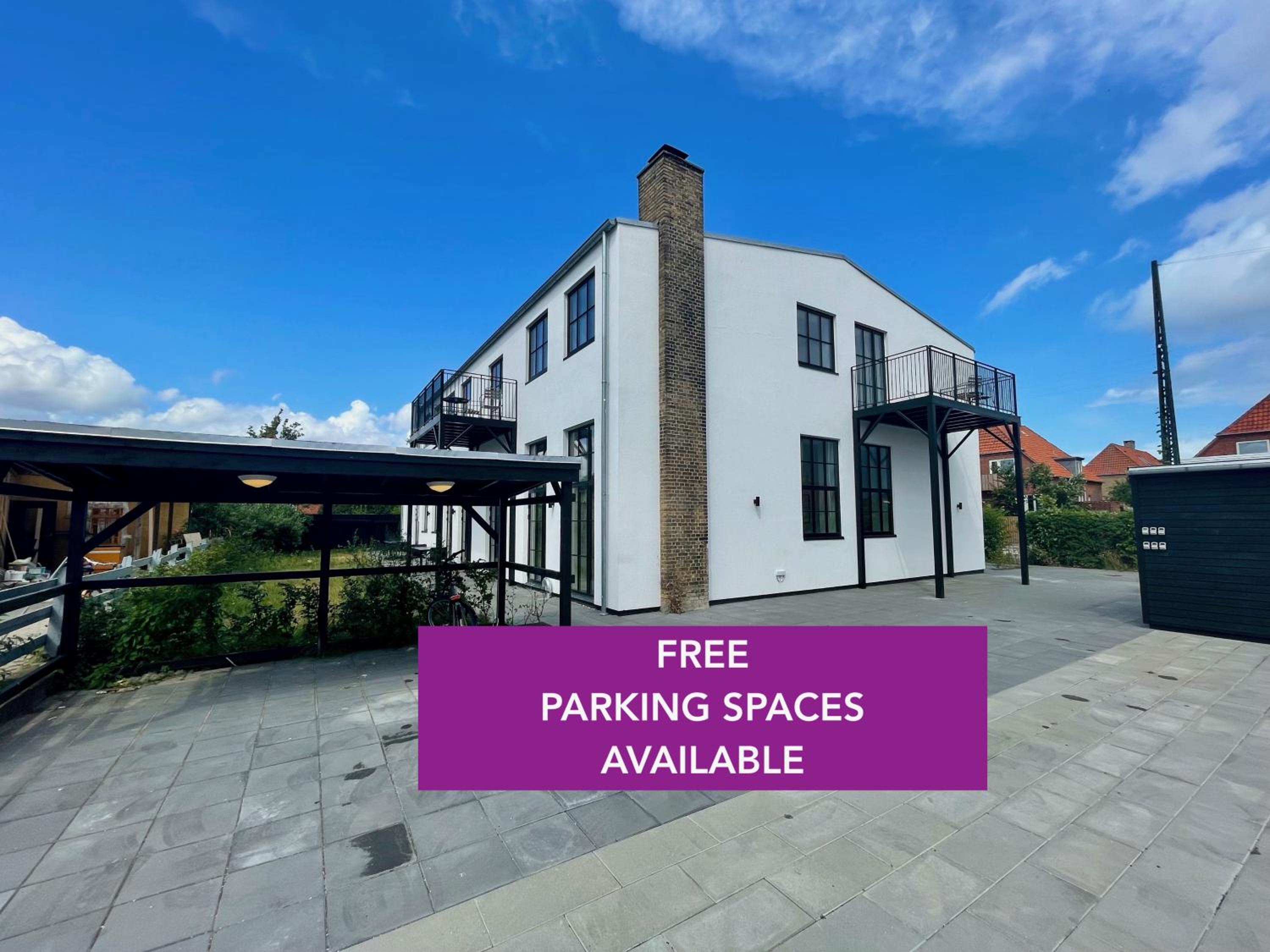 Cozy and Bright Apartments with Private Car Park