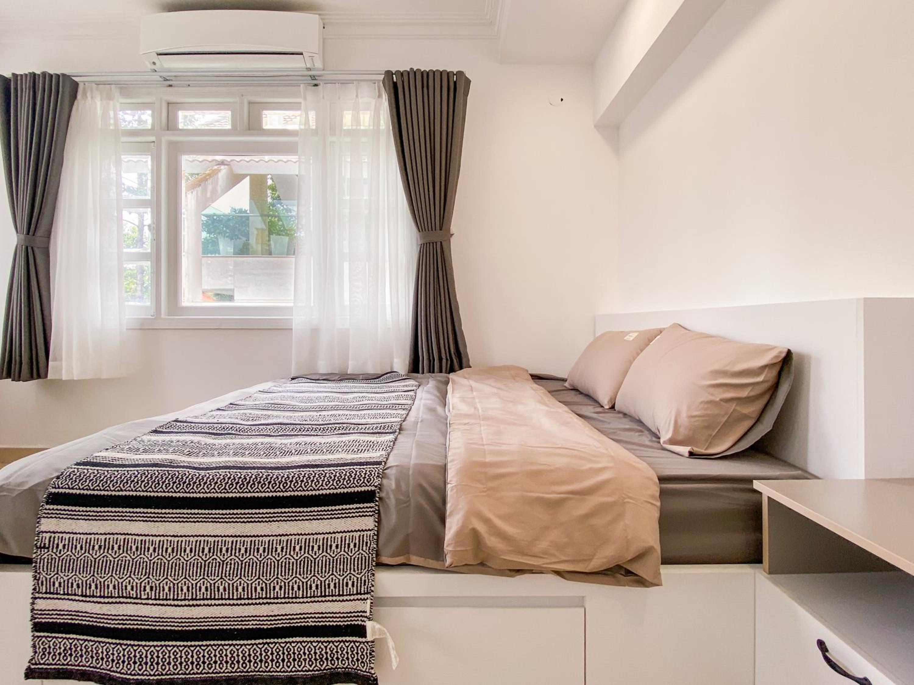 Zeus Living - Room in Villas An Phu