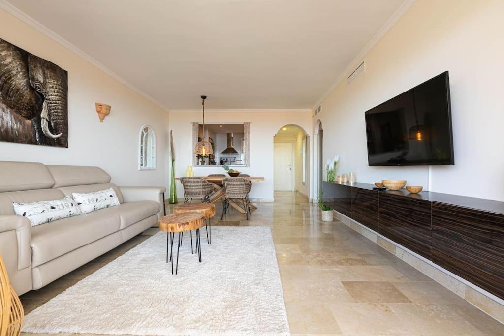 Luxury apartment in Las Palmeras